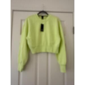 NWT Wild Fable Highlighter Yellow Crop Sweatshirt size medium